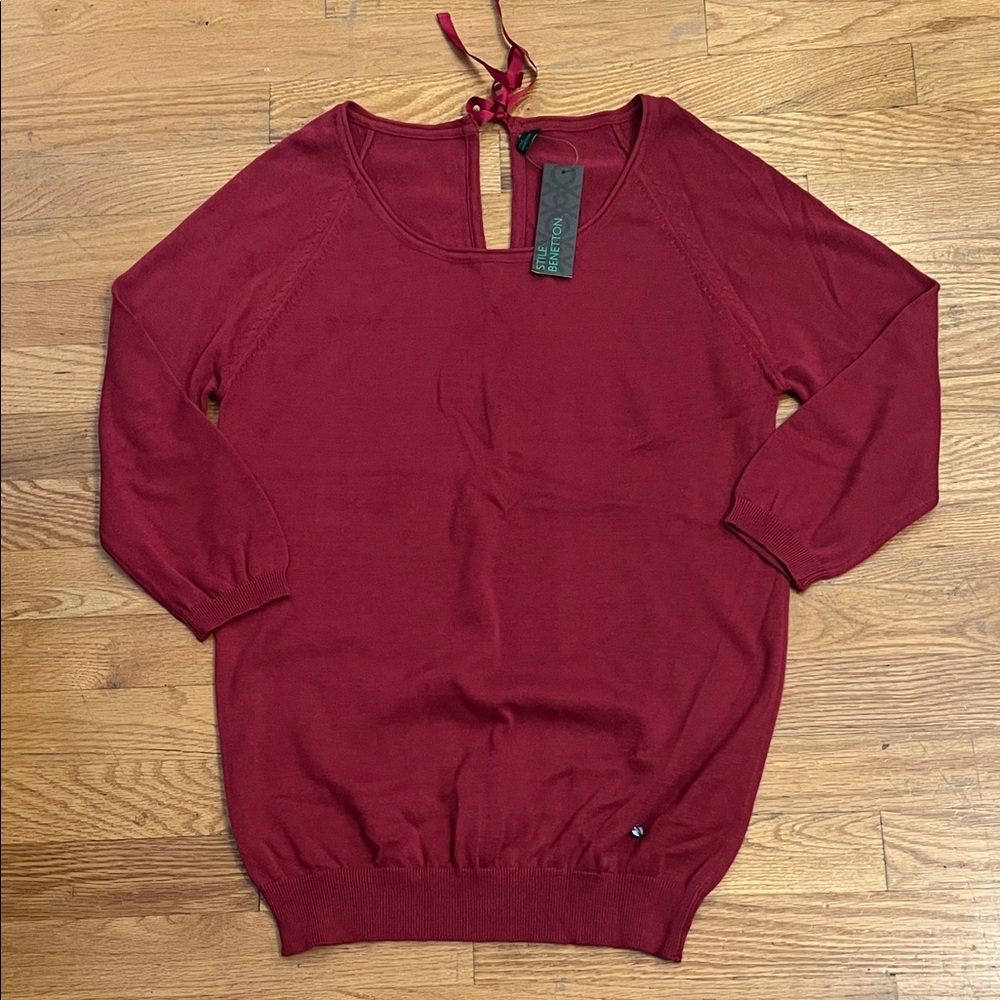 Charming Charlie Women's Burgundy Sweater